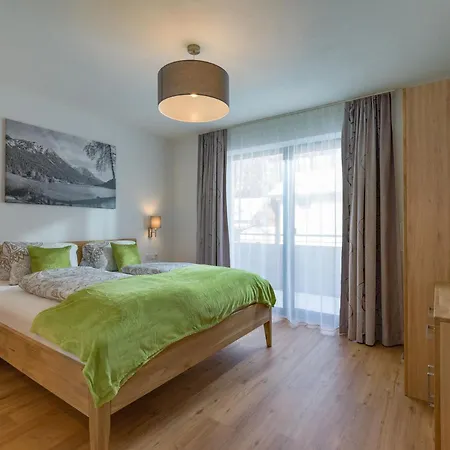 Strasser Apartment Soll